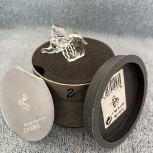 Swarovski Elephant (Small) (151489) - Retired